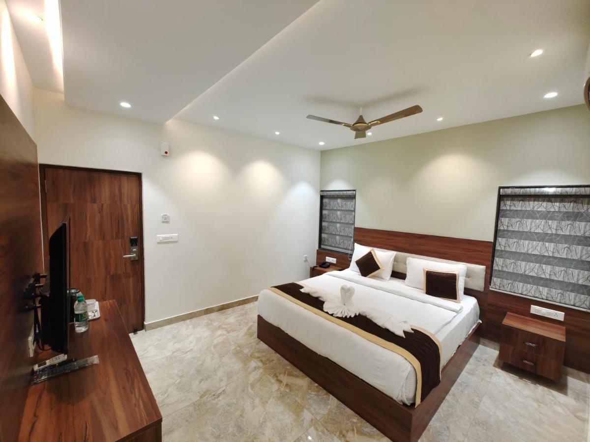 Hotel Thousand Pillars Warangal Exterior foto