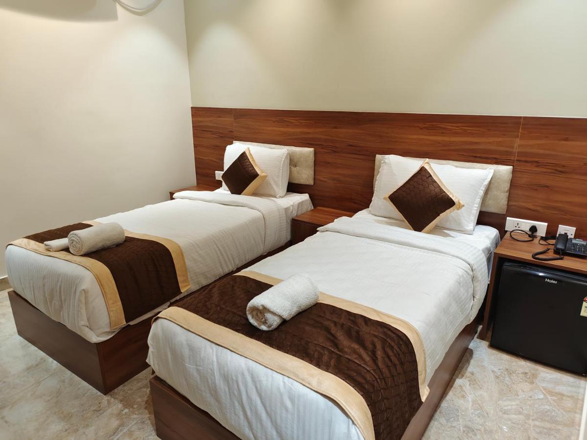 Hotel Thousand Pillars Warangal Exterior foto